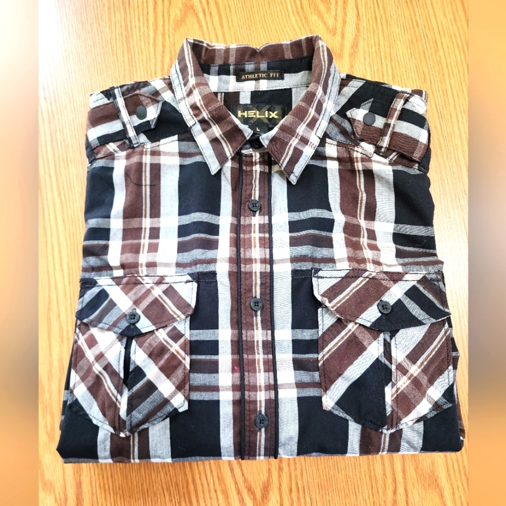 Helix Men's New With Tags Large Shirt